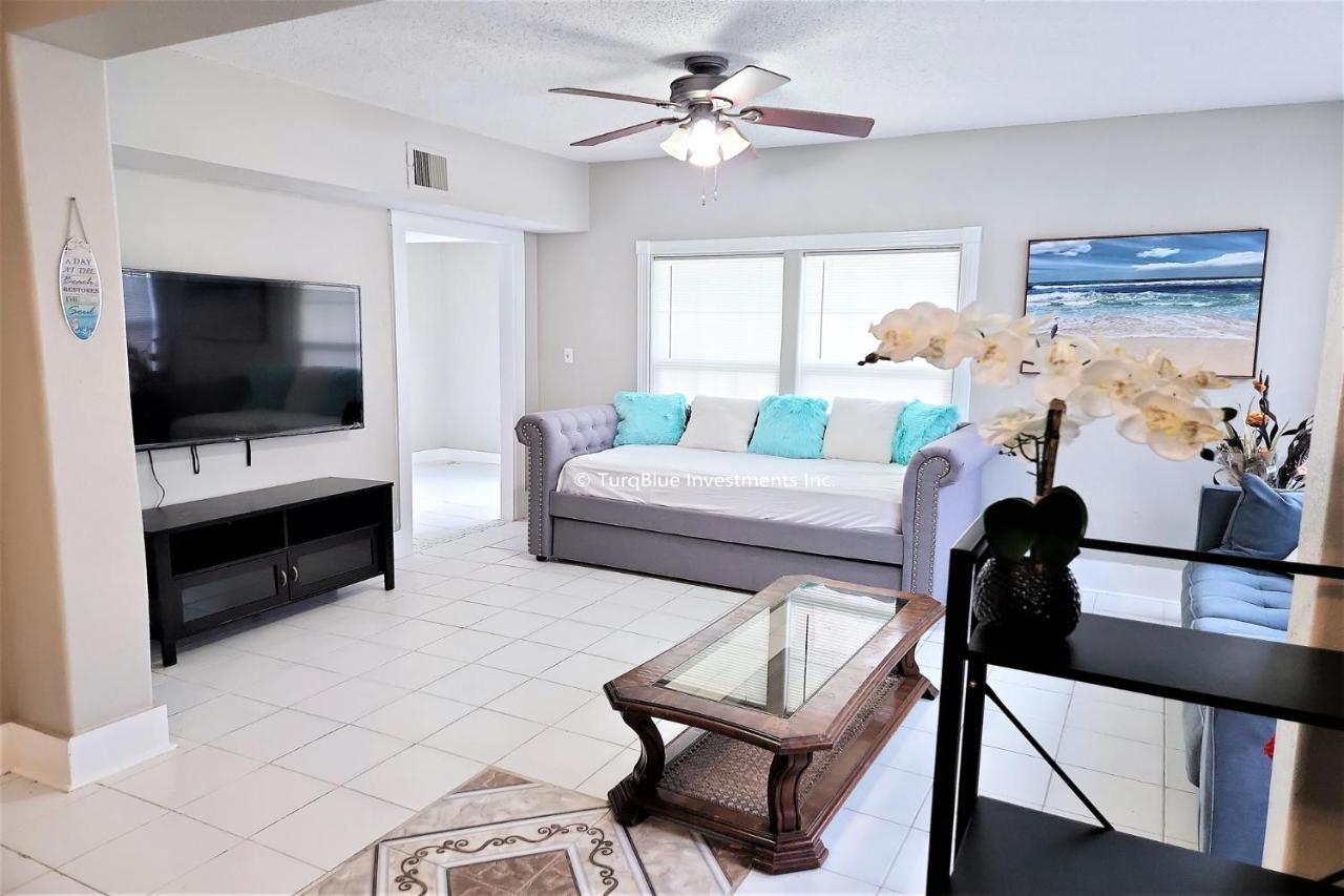 Casaazul-2605A-Couples Retreat By Beach & Pleasure Pier 1 Block Away- 2Bed 2Bath- 7 Minutes To Cruise Terminal Галвестон Экстерьер фото