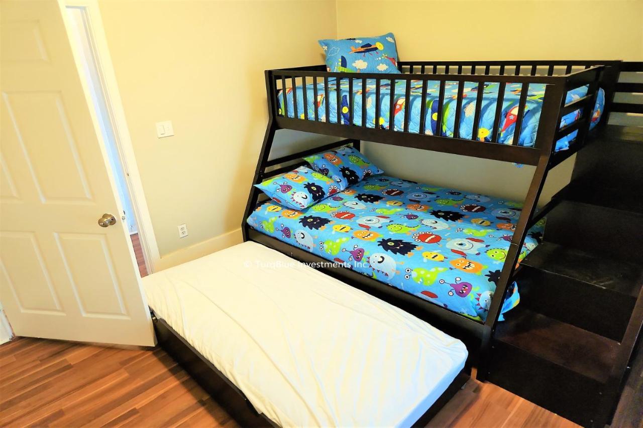 Casaazul-2605A-Couples Retreat By Beach & Pleasure Pier 1 Block Away- 2Bed 2Bath- 7 Minutes To Cruise Terminal Галвестон Экстерьер фото