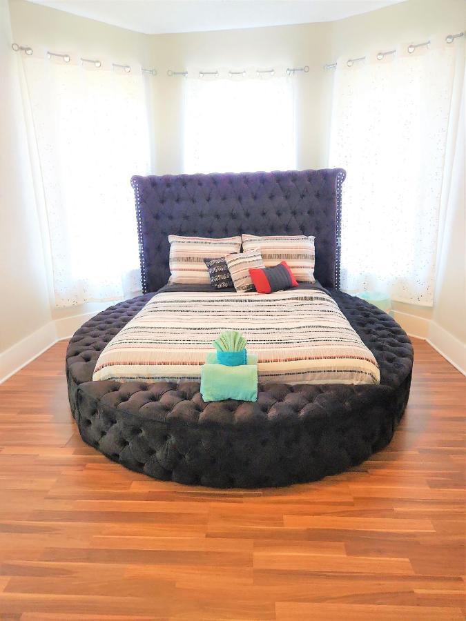 Casaazul-2605A-Couples Retreat By Beach & Pleasure Pier 1 Block Away- 2Bed 2Bath- 7 Minutes To Cruise Terminal Галвестон Экстерьер фото